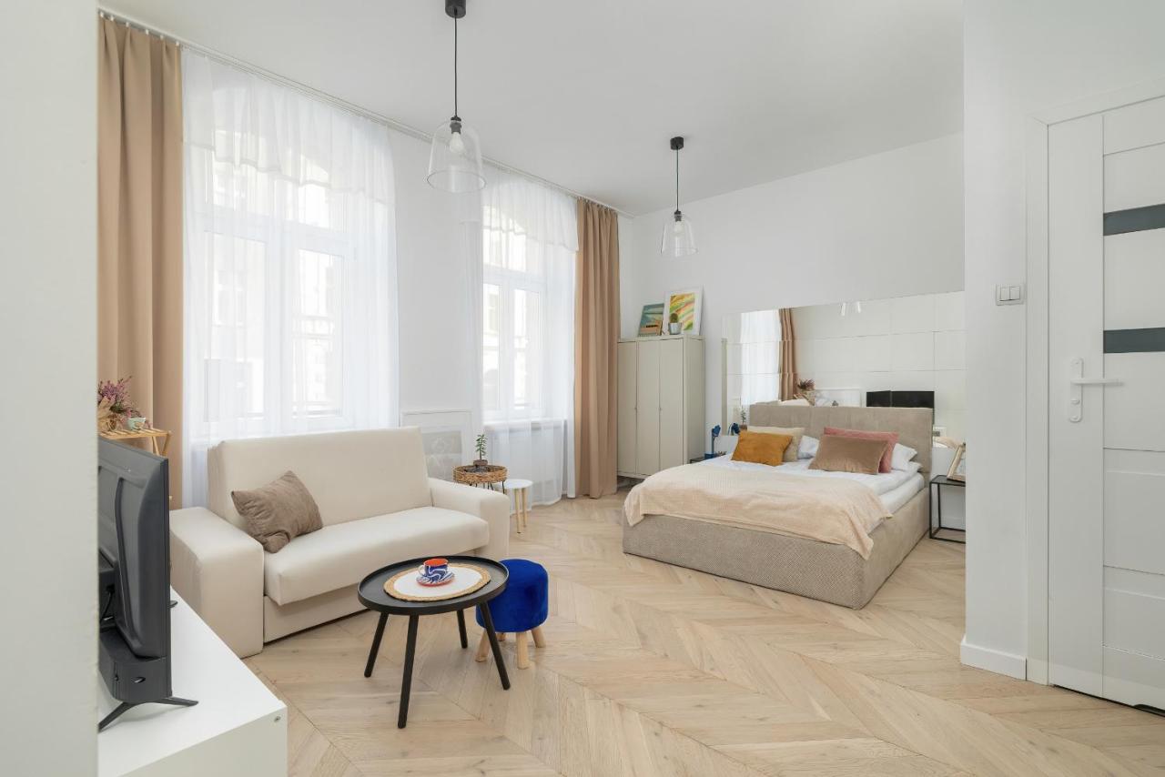 Bright Studio In The Centre Of Katowice Opolska By Noclegi Renters Εξωτερικό φωτογραφία